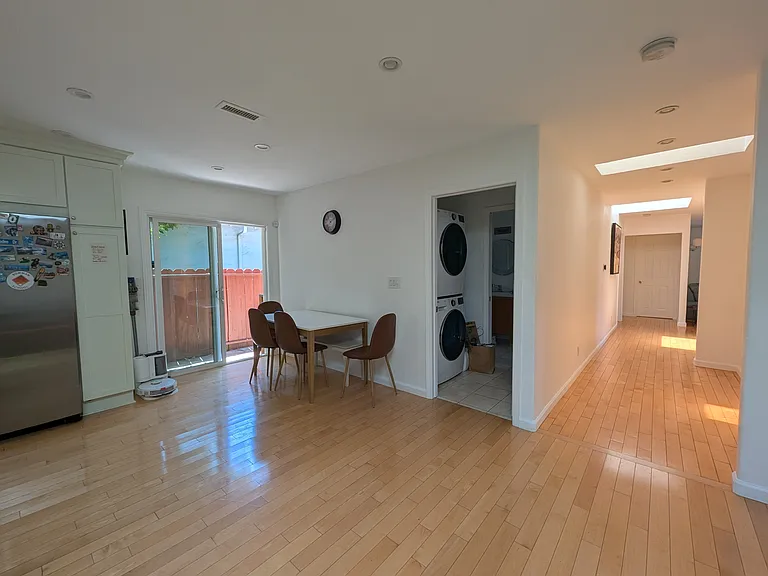 505 Hope St — Photo 4