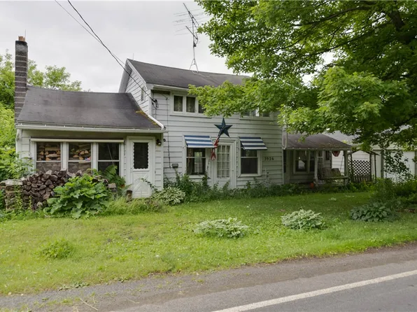 3926 Wayne Center Rd, Lyons, NY 14489