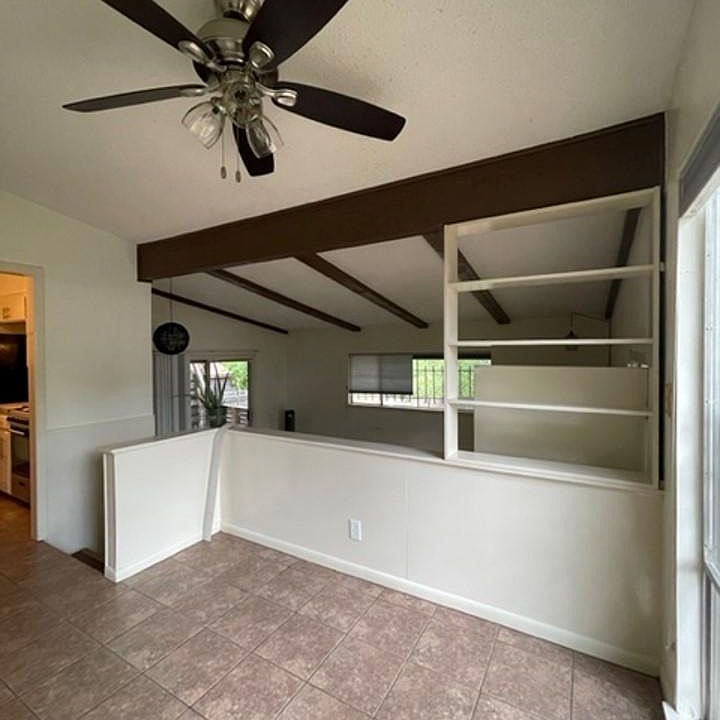1st image of 2511 Sherwood Ln #A