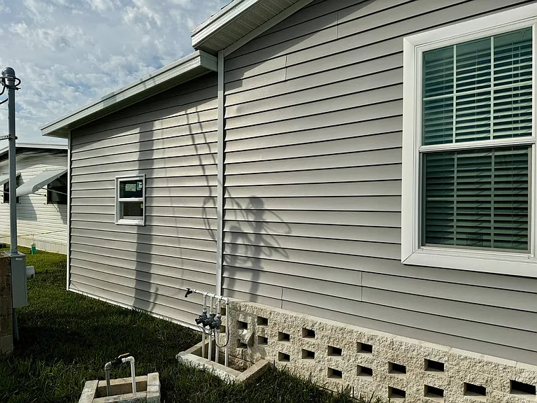 1283 Jamestown Dr — Photo 9