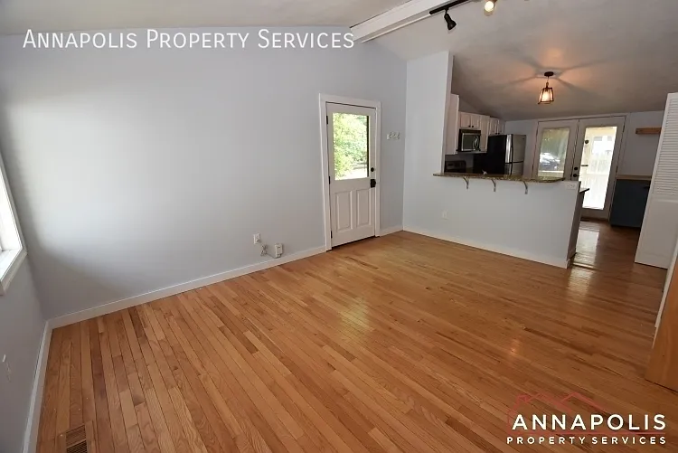 1210 Louis Rd — Photo 8