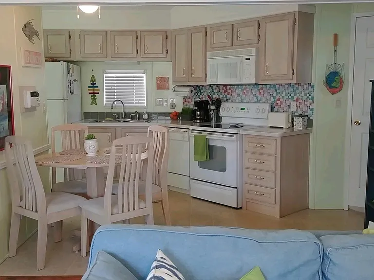 1219 Thomas Dr #263 — Photo 10