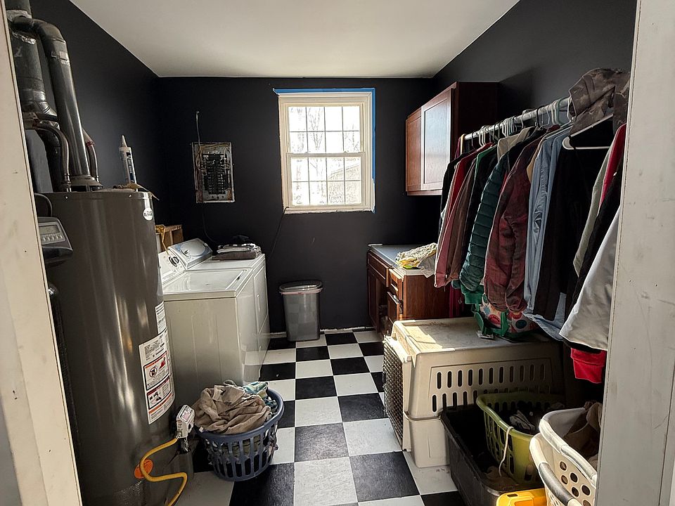 1st image of 112 Garber Ln