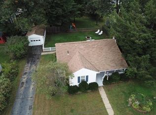 11 Middle Rd, Gardner, MA 01440