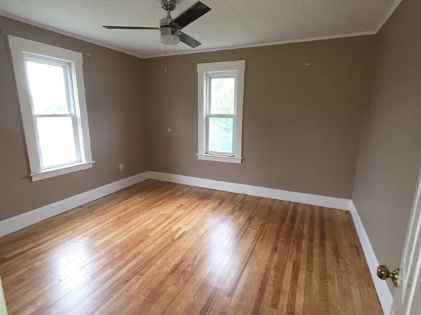 205 Woodland St, Fitchburg, MA 01420