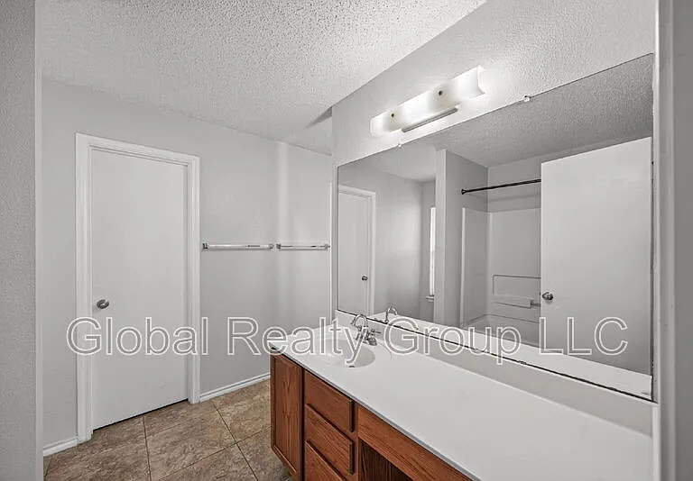 7702 Fairton Pl — Photo 21