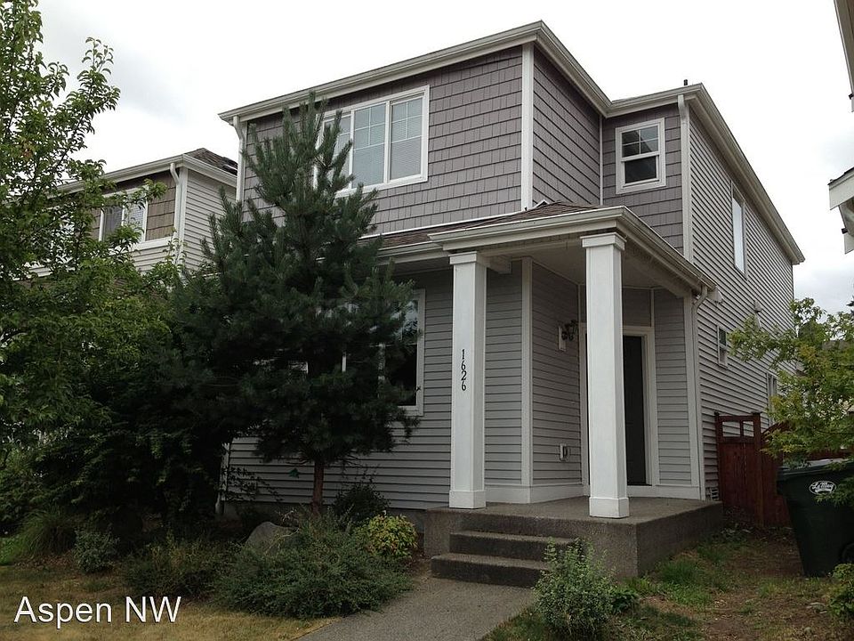 1st image of 1626 181st St E