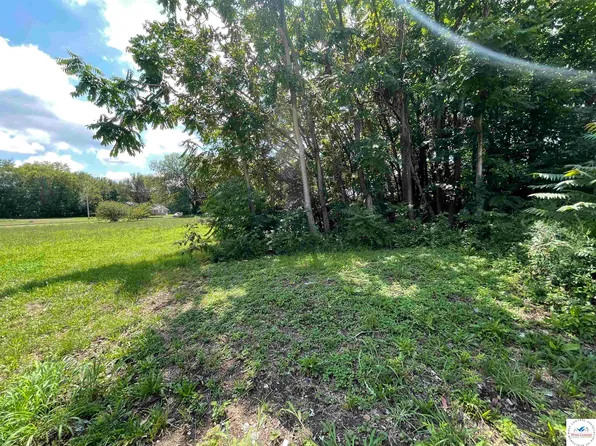 103 W Henry St, Sedalia, MO 65301