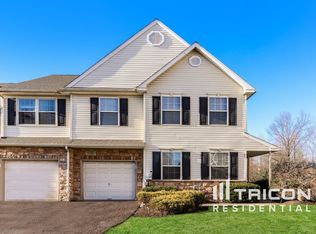 2108 Royal Ct, Royersford, PA 19468