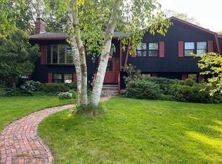 12 Red Coach Rd, South Hamilton, MA 01982