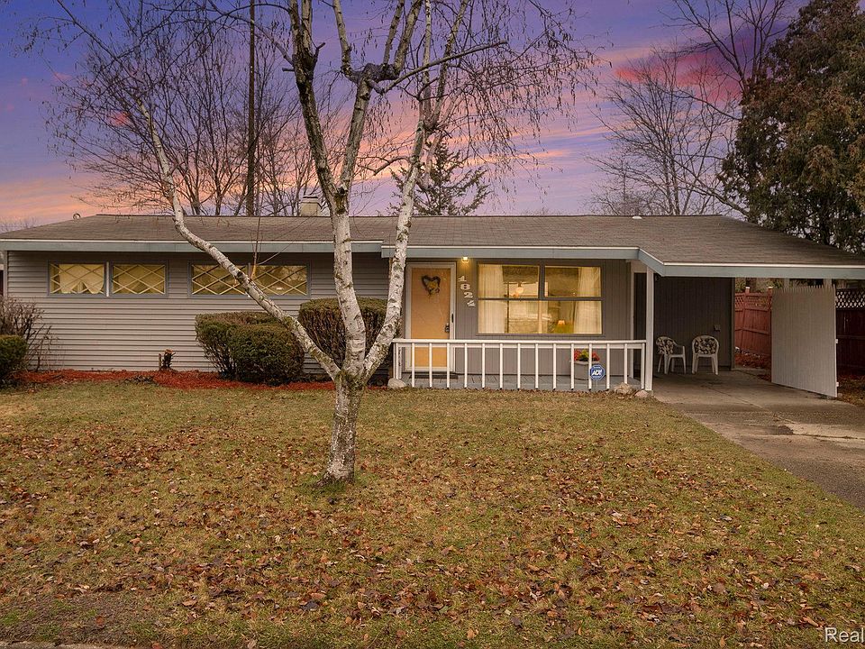 1st image of 1824 Park Forest Dr