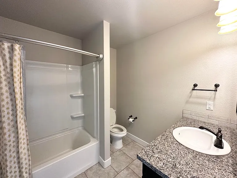 6802 Stake Ave — Photo 7
