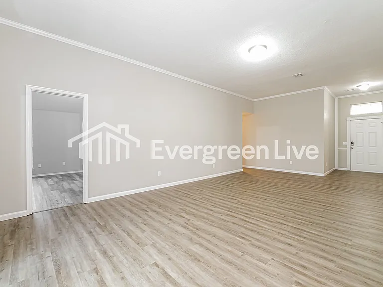 4904 Byron Cir — Photo 3