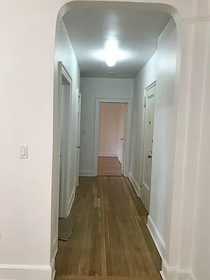 Rented by Michael Apfelbaum, LREB | media 2