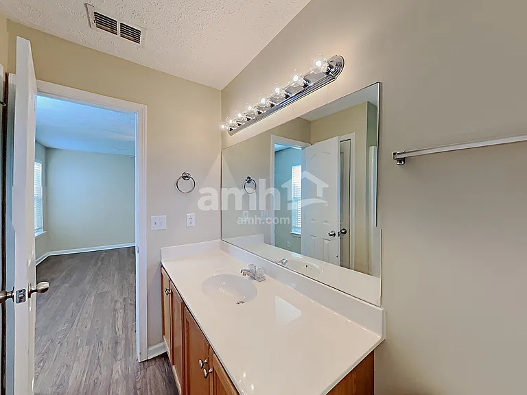 1331 Mac Duff Dr — Photo 10