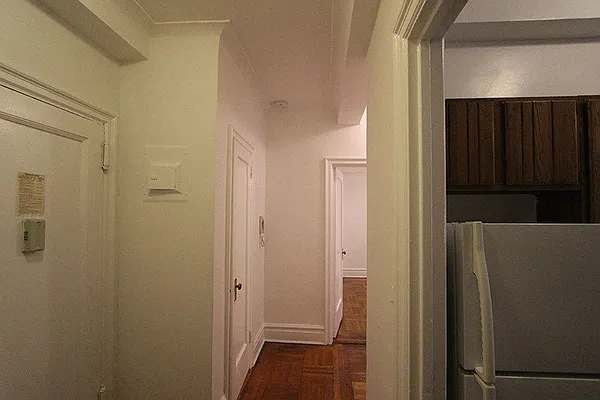 Rented by Nest Seekers International | media 20