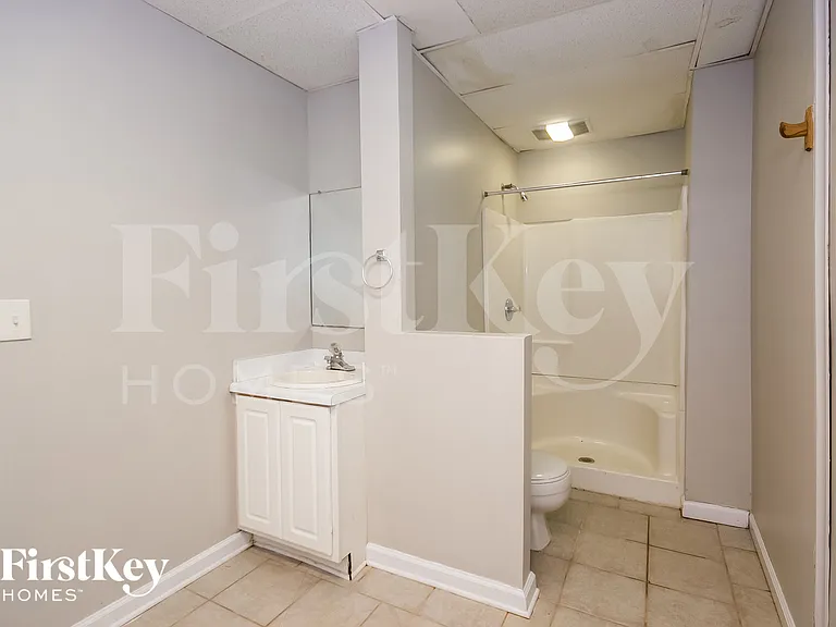 1105 Honeysuckle Dr — Photo 16