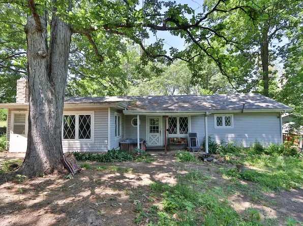 3925 N Lake Rd #25-E, Monticello, IN 47960