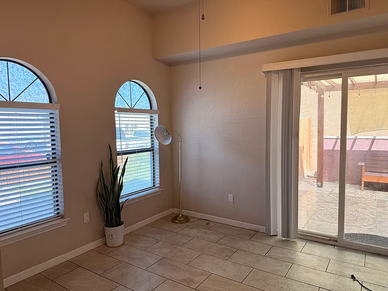 7812 Ranchwood Dr NW — Photo 5