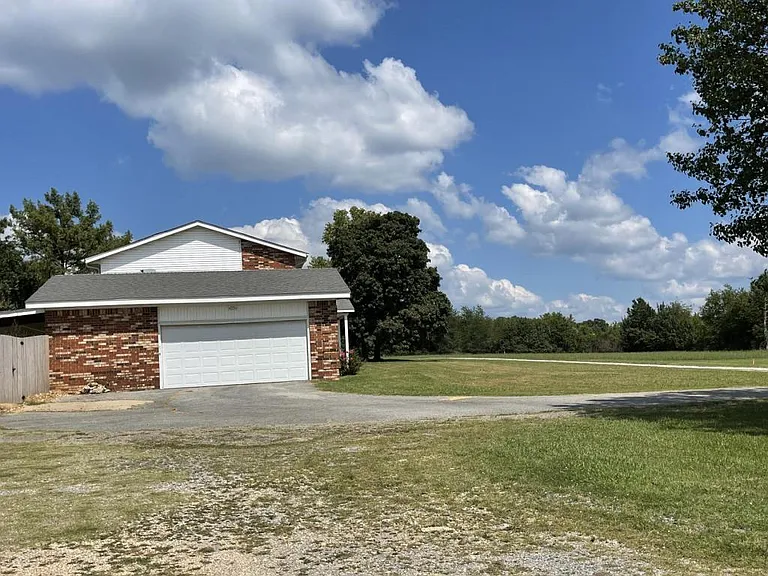 1551 N Heritage Ln — Photo 10