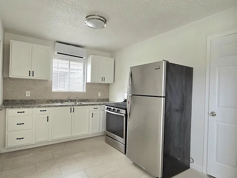 3843 Mount Pleasant St — Photo 17