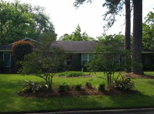 113 Dove Ln, Savannah, GA 31406