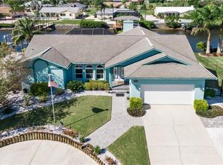 915 Golf Island Dr, Apollo Beach, FL 33572
