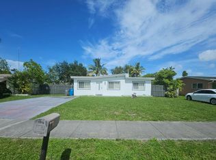 4041 SW 59th Ave, Hollywood, FL 33023