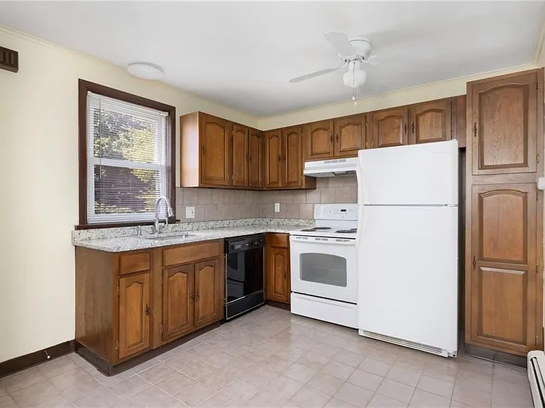246 George Waterman Rd #2 — Photo 6