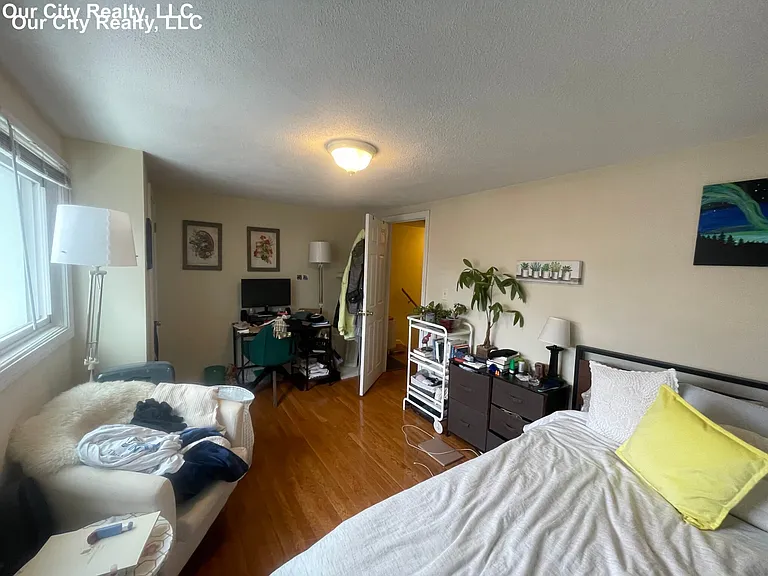 13B Suffolk St #B — Photo 12