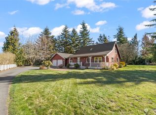 1814 Main St, Lynden, WA 98264