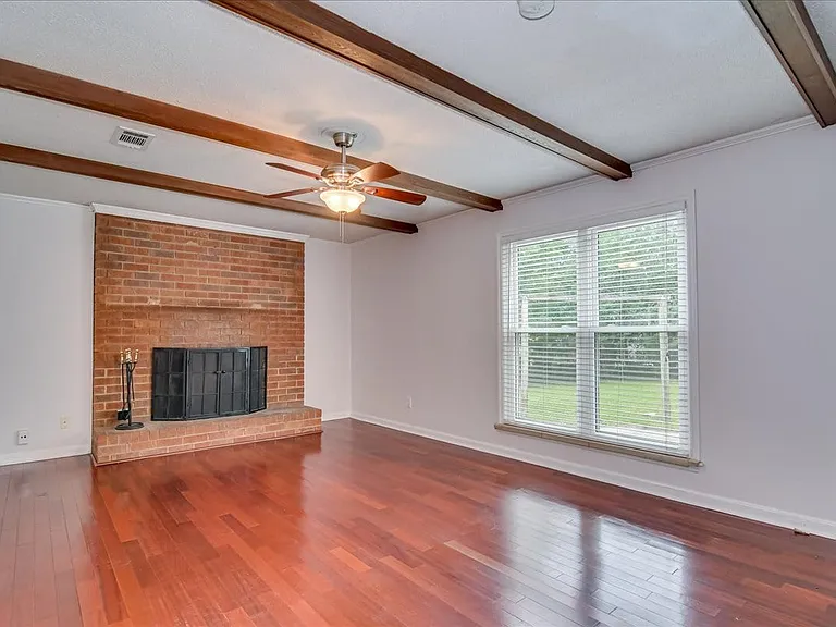 303 Meadowlake Dr — Photo 12