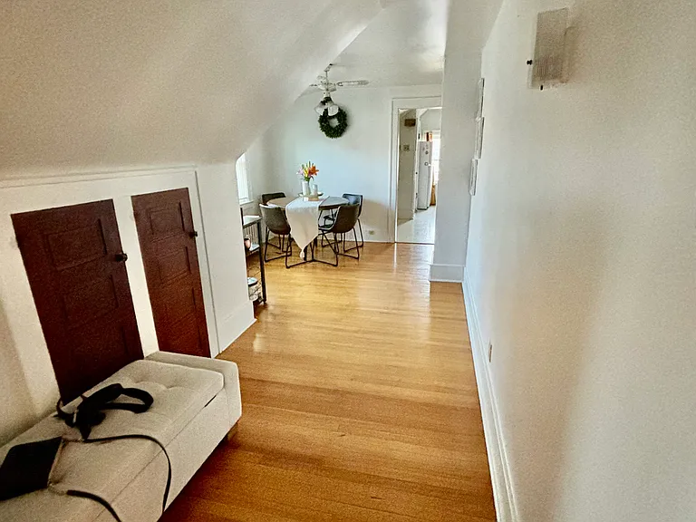 421 Schuyler St #3 — Photo 10