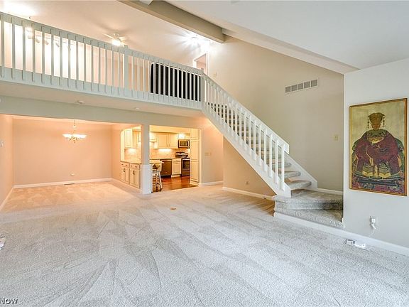3rd image of 2043 Meadow Gate Dr #99