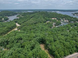 148 Sioux Rd, Lake Ozark, MO 65049