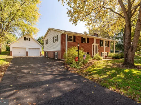 281 Rock Hill Rd, Millersville, PA 17551
