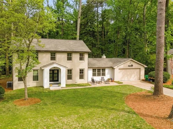 2433 Helmsdale Dr NE, Atlanta, GA 30345