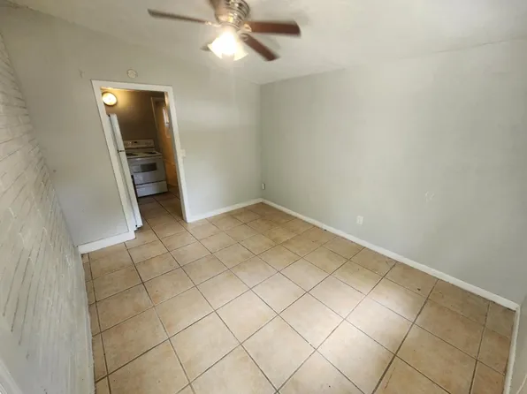 3334 Edgewood Ave, Fort Myers, FL 33916