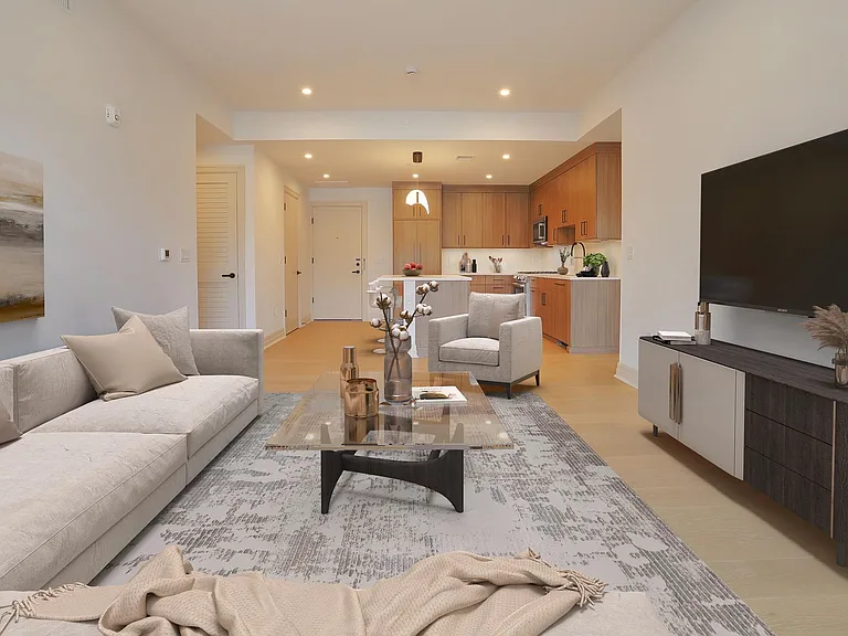 931 Madison St #309 — Photo 4