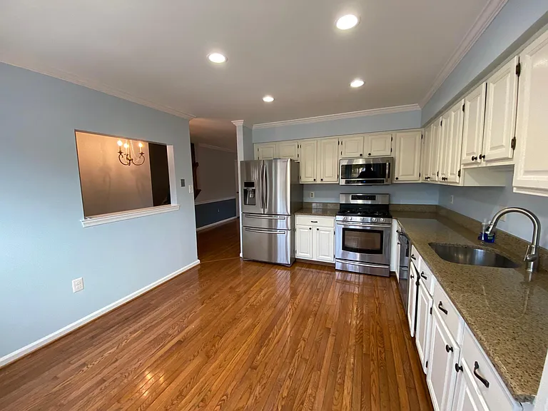 6323 Millwood Ct — Photo 3