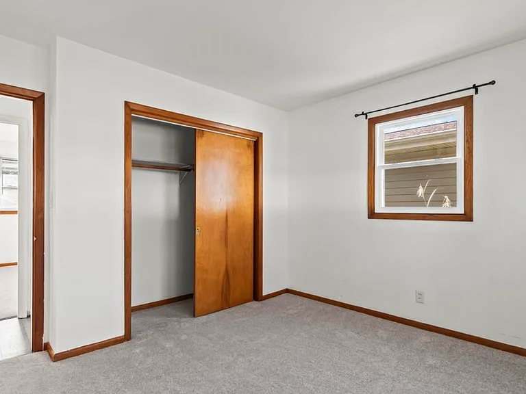 2054 Brentwood Dr — Photo 25