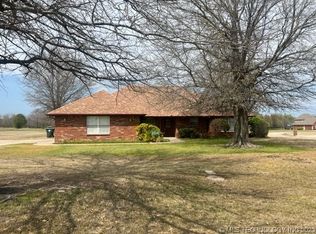 4100 Eagle Crest Dr, Muskogee, OK 74401
