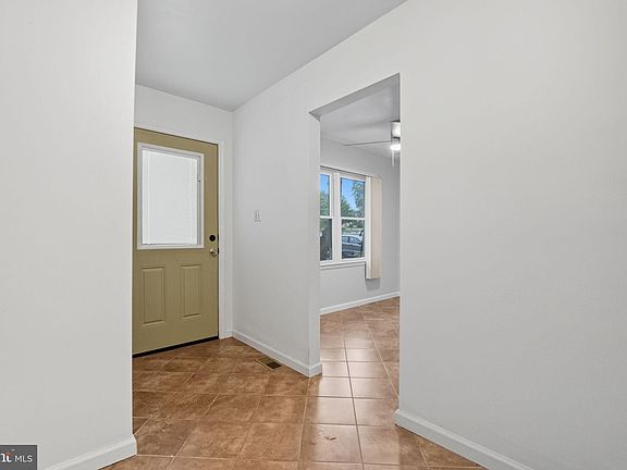 5th image of 14877 Emberdale Dr
