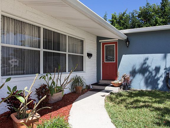 2nd image of 1676 Ixora Dr W