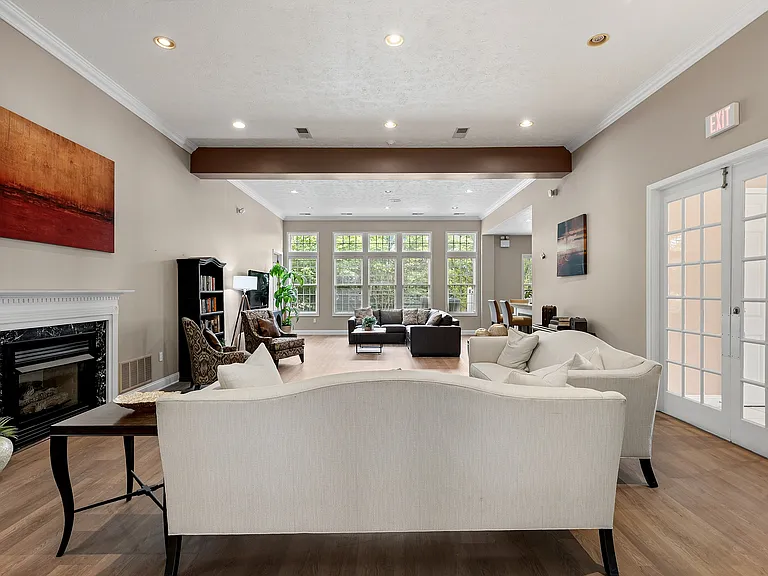 90 Berkley Manor Drive_14
