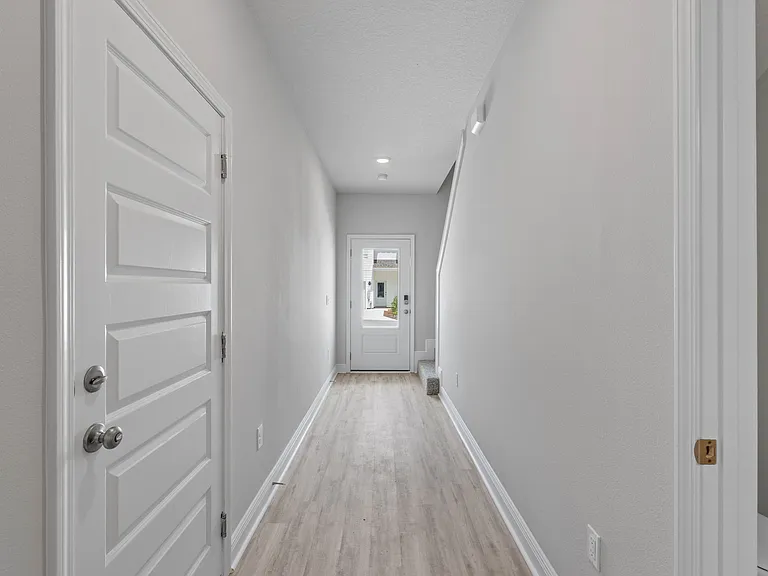 Javelin Townhomes — Photo 4