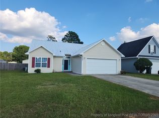 2527 Cameron Woods Ln, Fayetteville, NC 28306