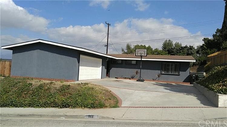 1st image of 868 Gardner Dr