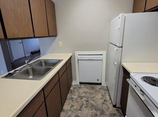 1612 8th St N #72, Wahpeton, ND 58075