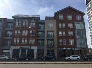 3506 S State St APT 406, Chicago, IL 60616